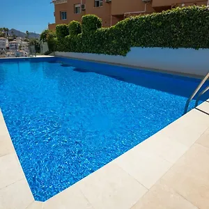 https://aguamarina-7-menyber.hotelsinnerja.org